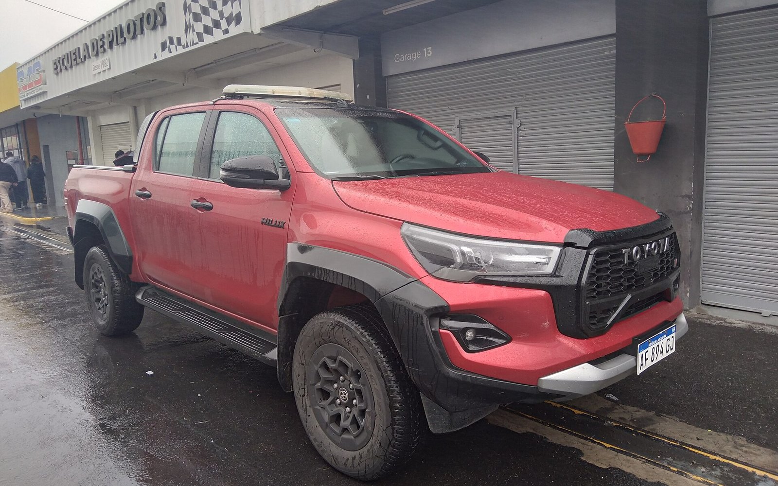Toyota Hilux 2025 в аренду в Дубае