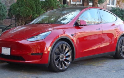 Аренда Tesla Model Y 2024 в Дубае