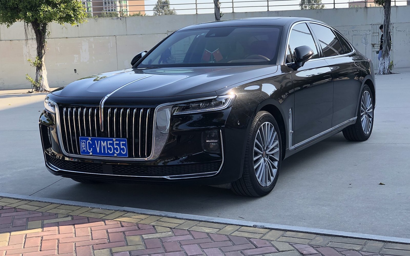 Hongqi H9 2024 в аренду в Дубае