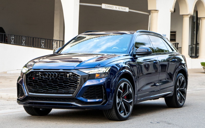 Audi RS Q8 2024 for rent in Dubai