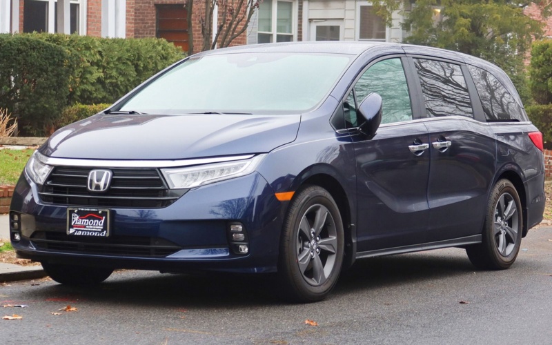 Honda Odyssey 2024 в аренду в Дубае