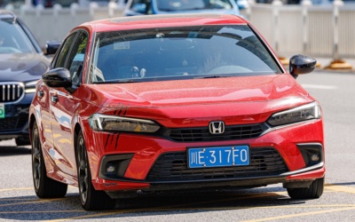 Аренда Honda Civic 2024 в Дубае
