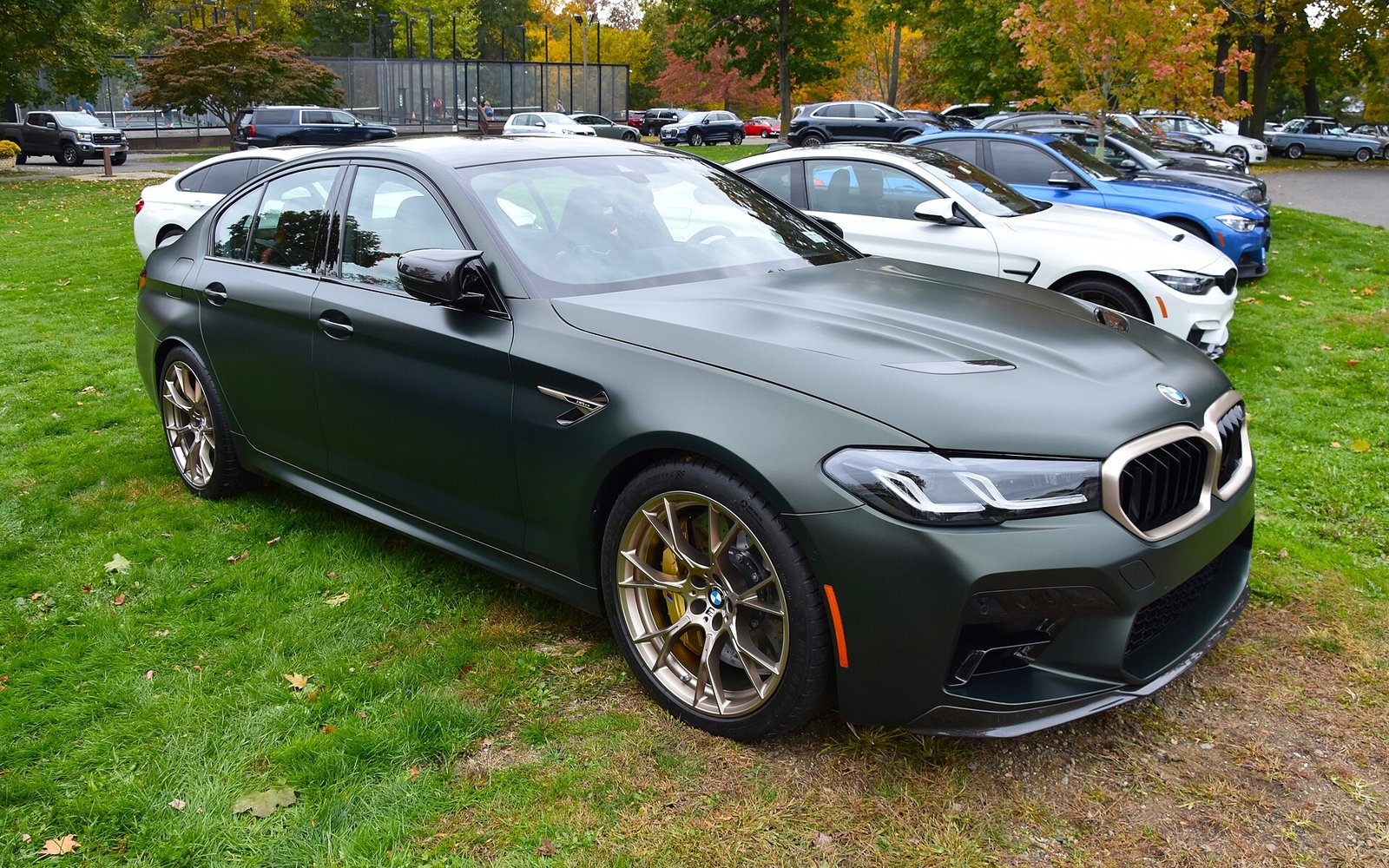 BMW M5 2024 в аренду в Дубае