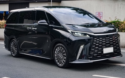Аренда Lexus LM 350h 2024 в Дубае