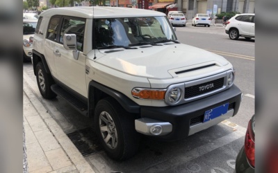 Аренда Toyota FJ Cruiser 2020 в Дубае