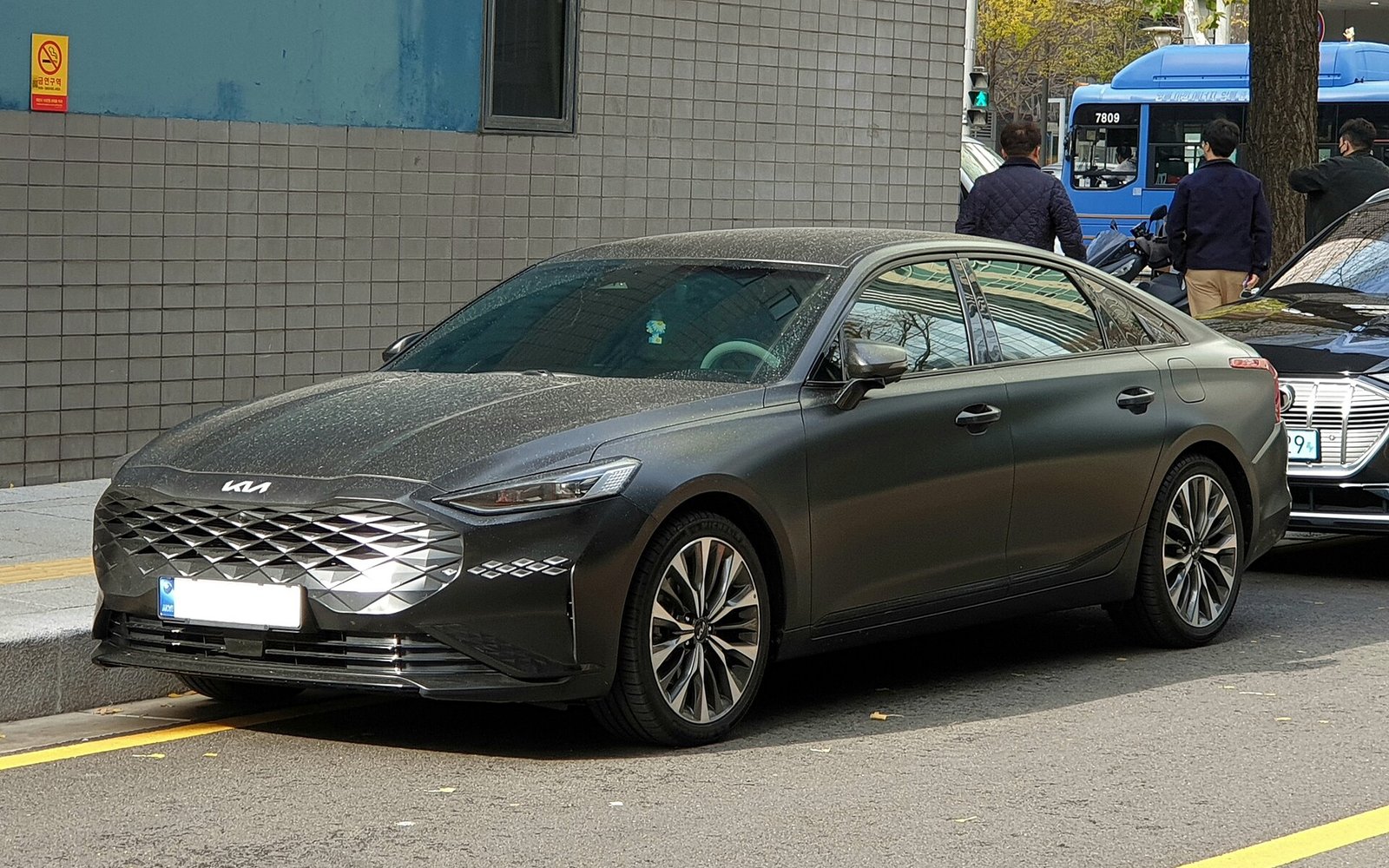 Kia K8 2023 в аренду в Дубае