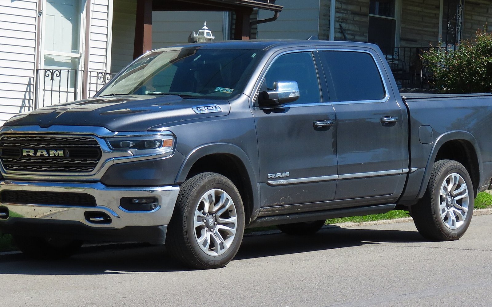 Аренда RAM 1500 Laramie 2024 в Дубае