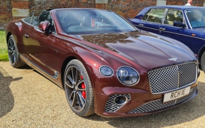 Аренда Bentley Continental GTC 2022 в Дубае