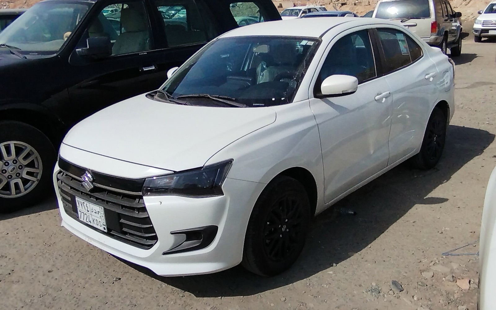 Аренда Suzuki Dzire 2025 в Дубае