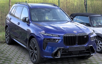 Аренда BMW X7 xDrive40i 2024 в Дубае