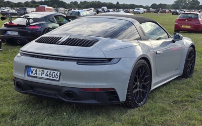 Аренда Porsche 911 Targa 4 GTS Spyder 2023 в Дубае