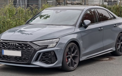 Аренда Audi RS3 2024 в Дубае