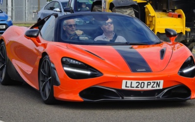 Аренда McLaren 720S Spider 2022 в Дубае