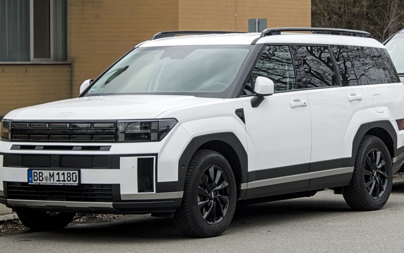 Hyundai Santa Fe 2024 в аренду в Дубае