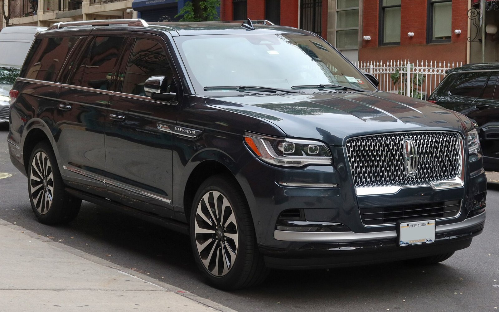 Lincoln Navigator 2024 do wynajęcia w Dubaju