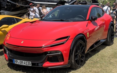 Аренда Ferrari Purosangue 2024 в Дубае