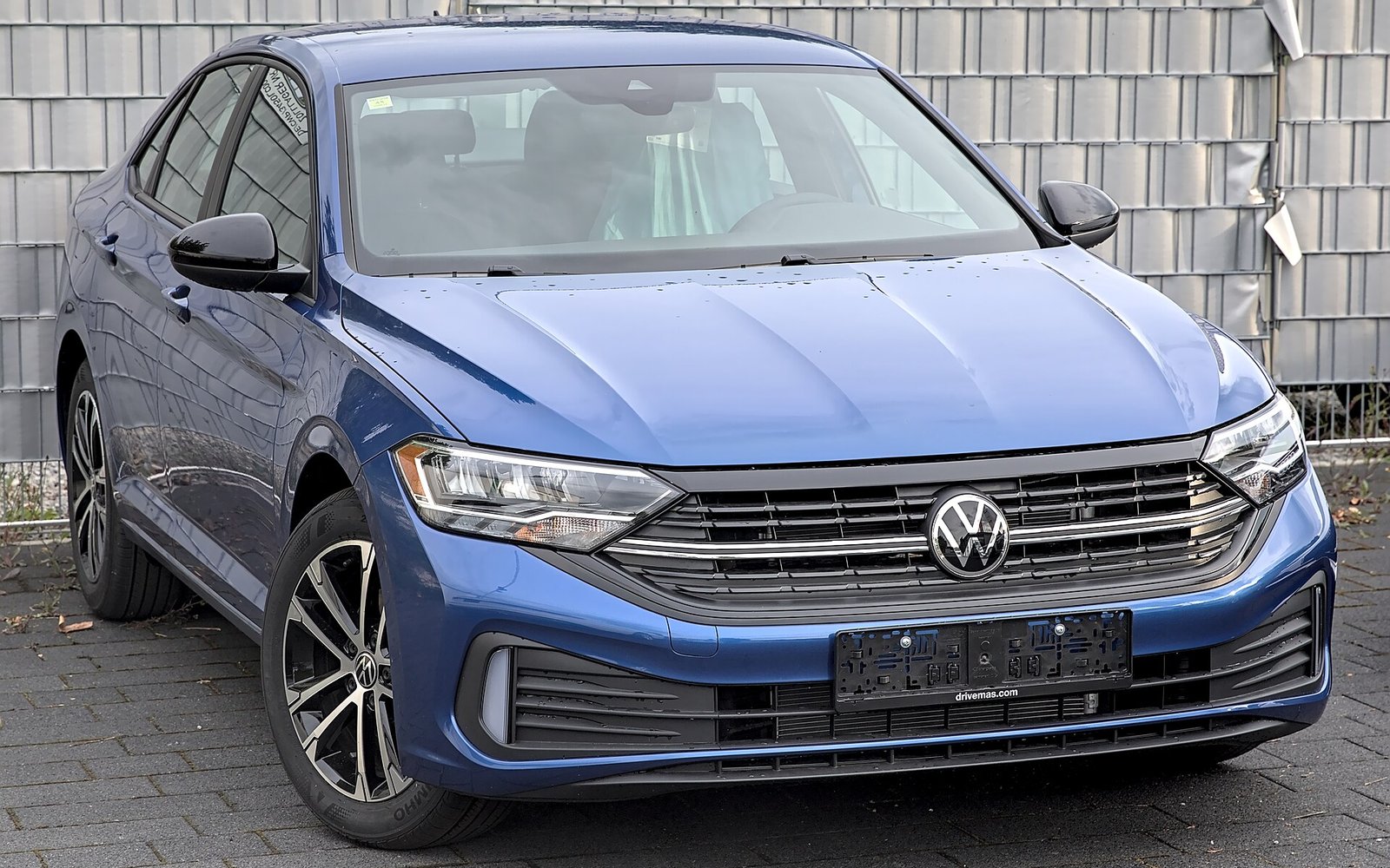 Volkswagen Jetta 2024 в аренду в Дубае