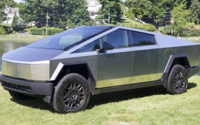 Аренда Tesla Cybertruck 2024 в Дубае