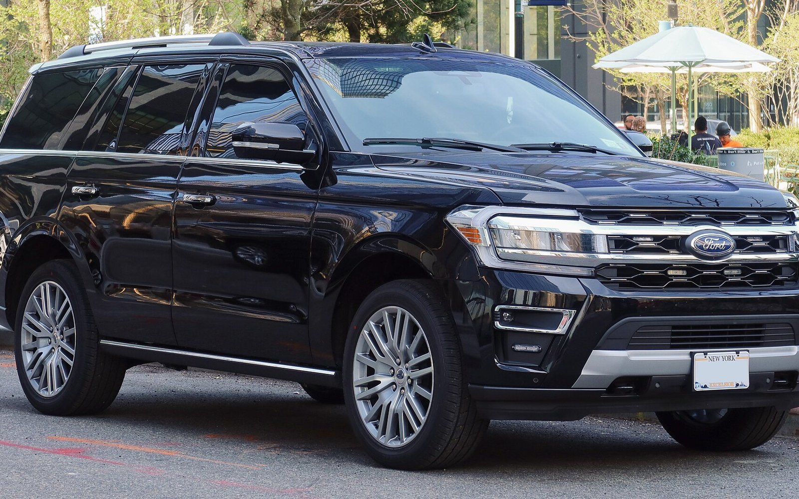 Аренда Ford Expedition 2024 в Дубае