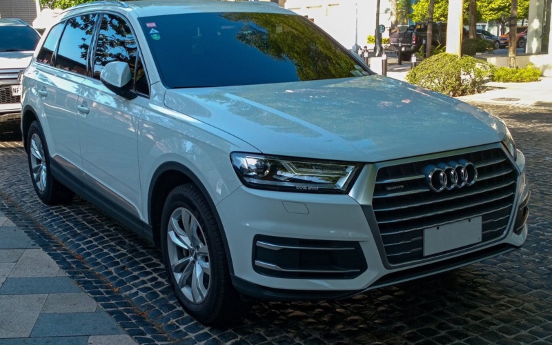 Audi Q7 55 TFSI 2024 в аренду в Дубае
