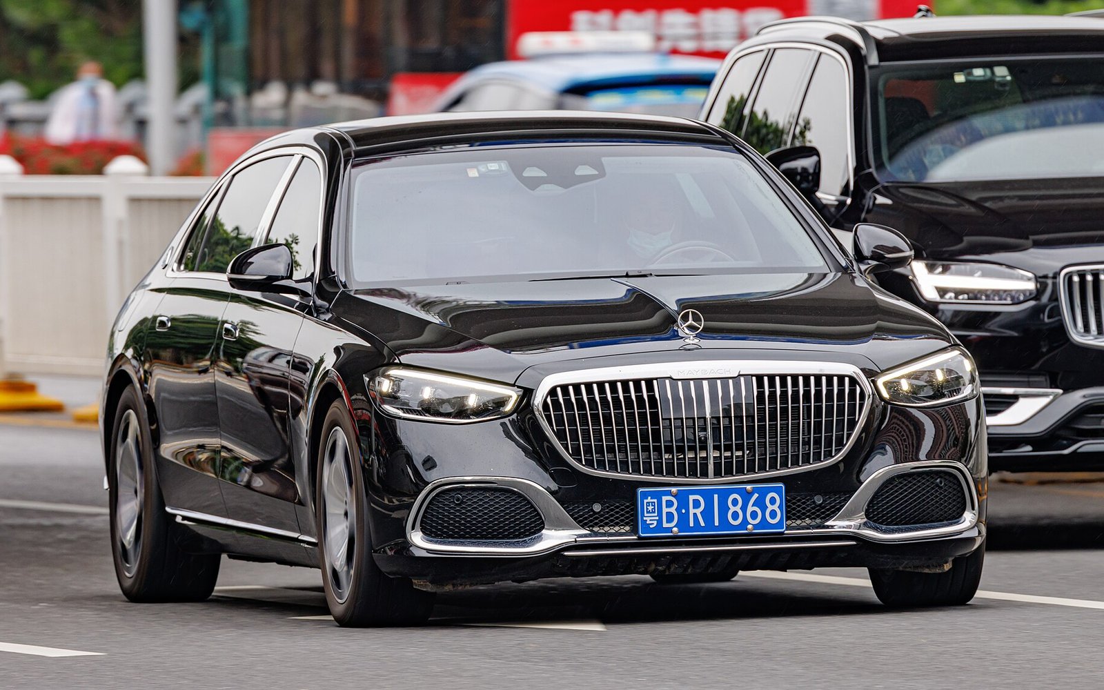 Mercedes-Maybach S580 2024 в аренду в Дубае
